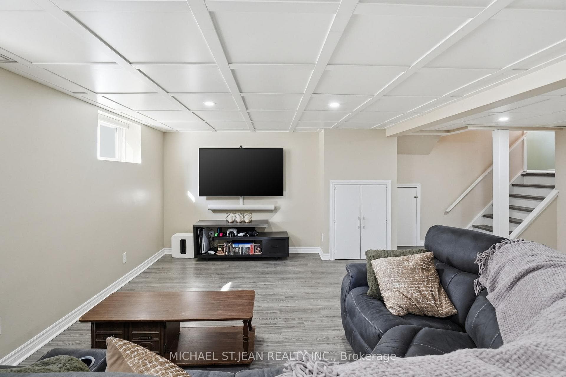 7 Rapallo Drive photo 34