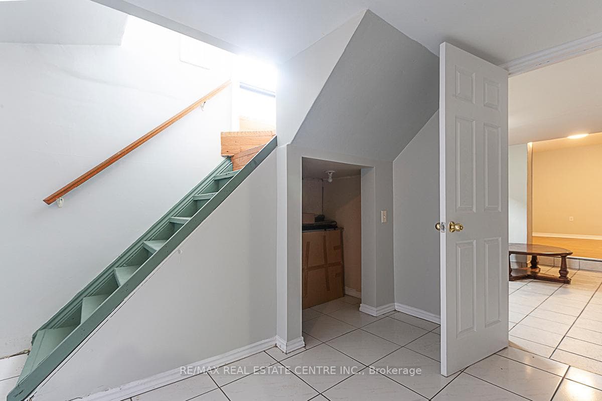 287 Gamma Street photo 26