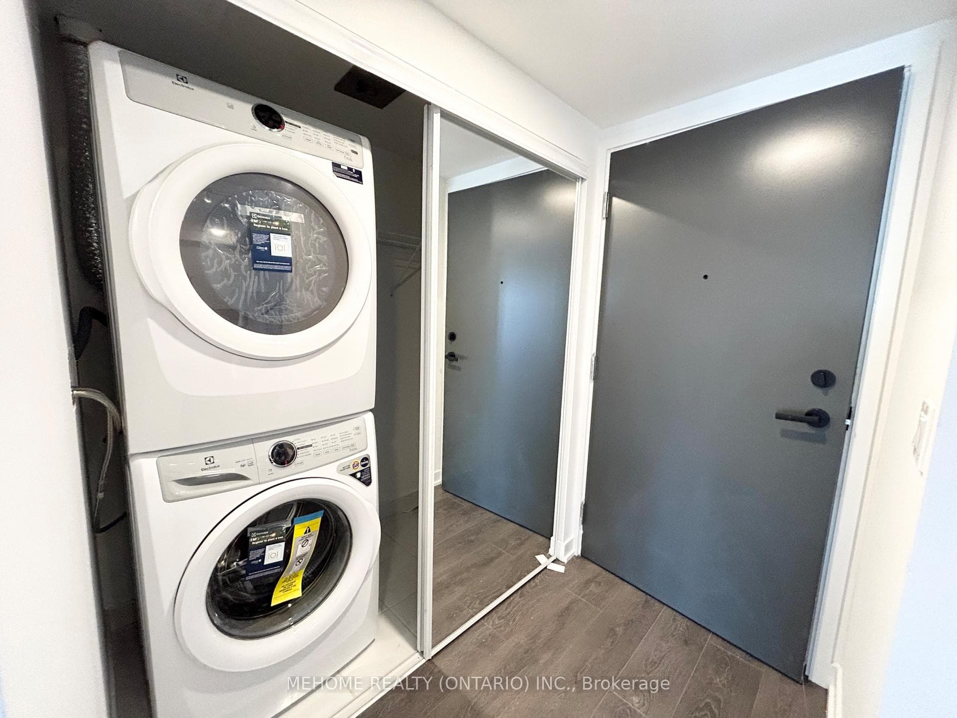 2033 Kennedy Road Unit 3007 photo 15
