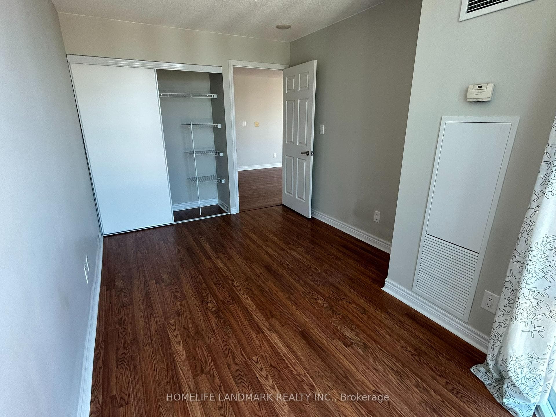 208 Enfield Place Unit 1808 photo 12