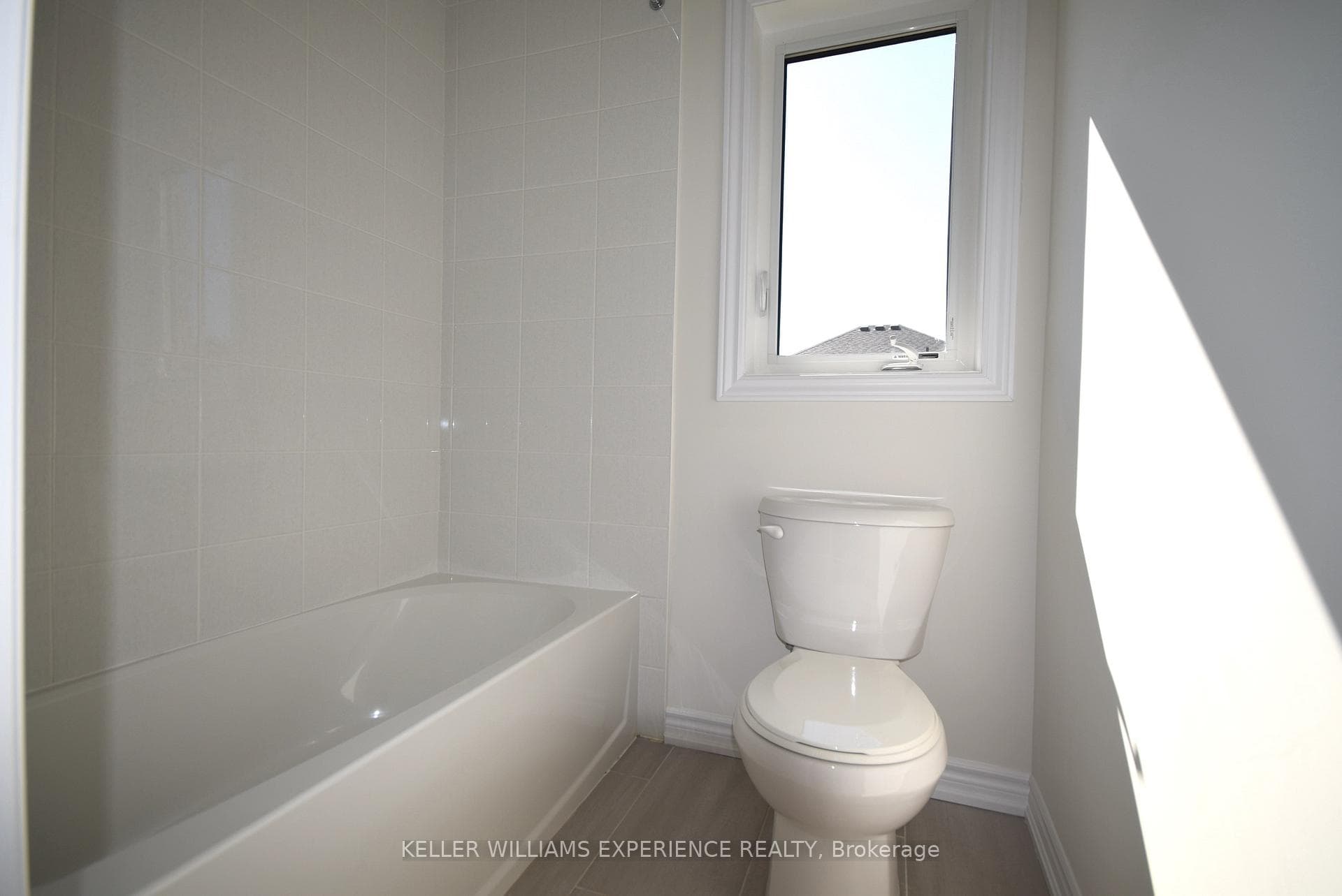 23 PRUDHOE Terrace photo 20