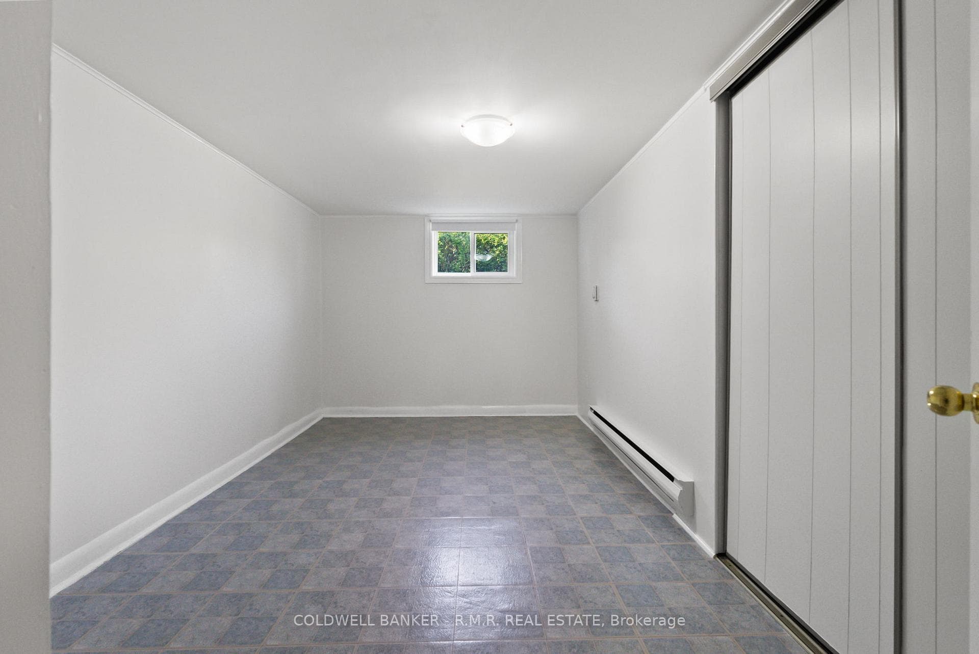 2nd unit primary bedroom