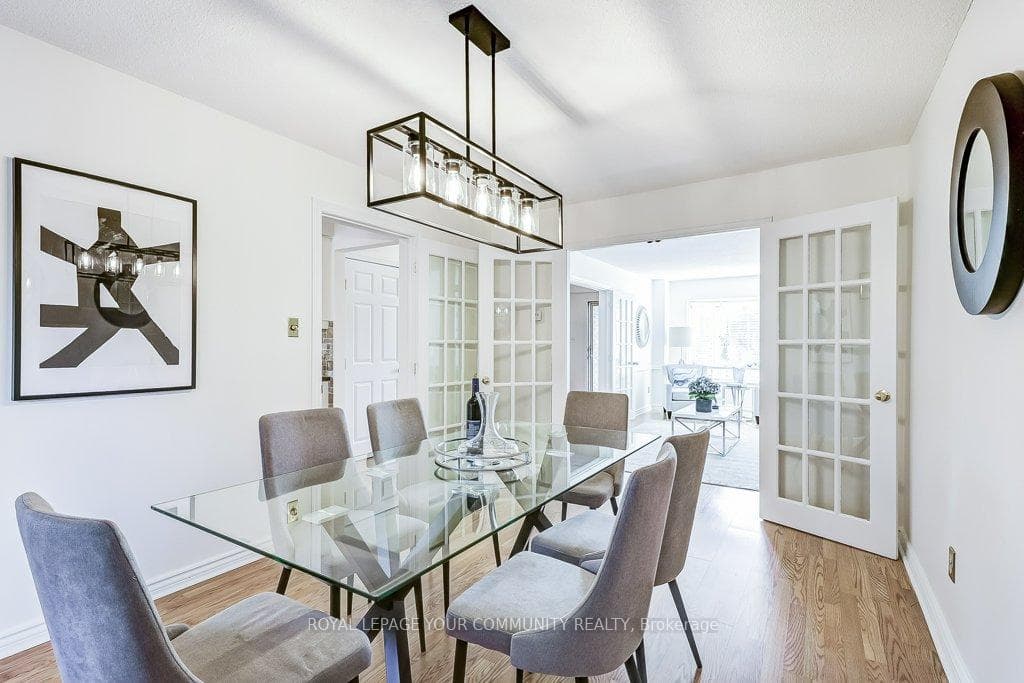 650 Cognac Crescent photo 10