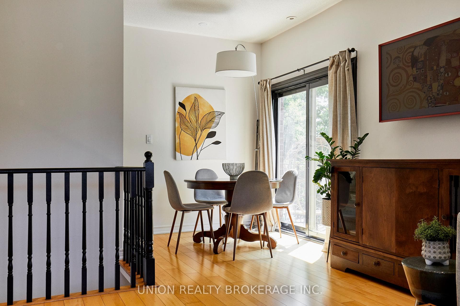 1496 Victoria Park Avenue Unit 256 photo 5