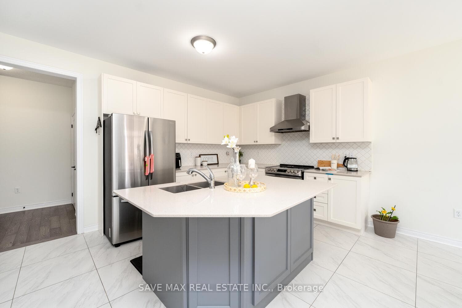56 Farringdon Crescent photo 10