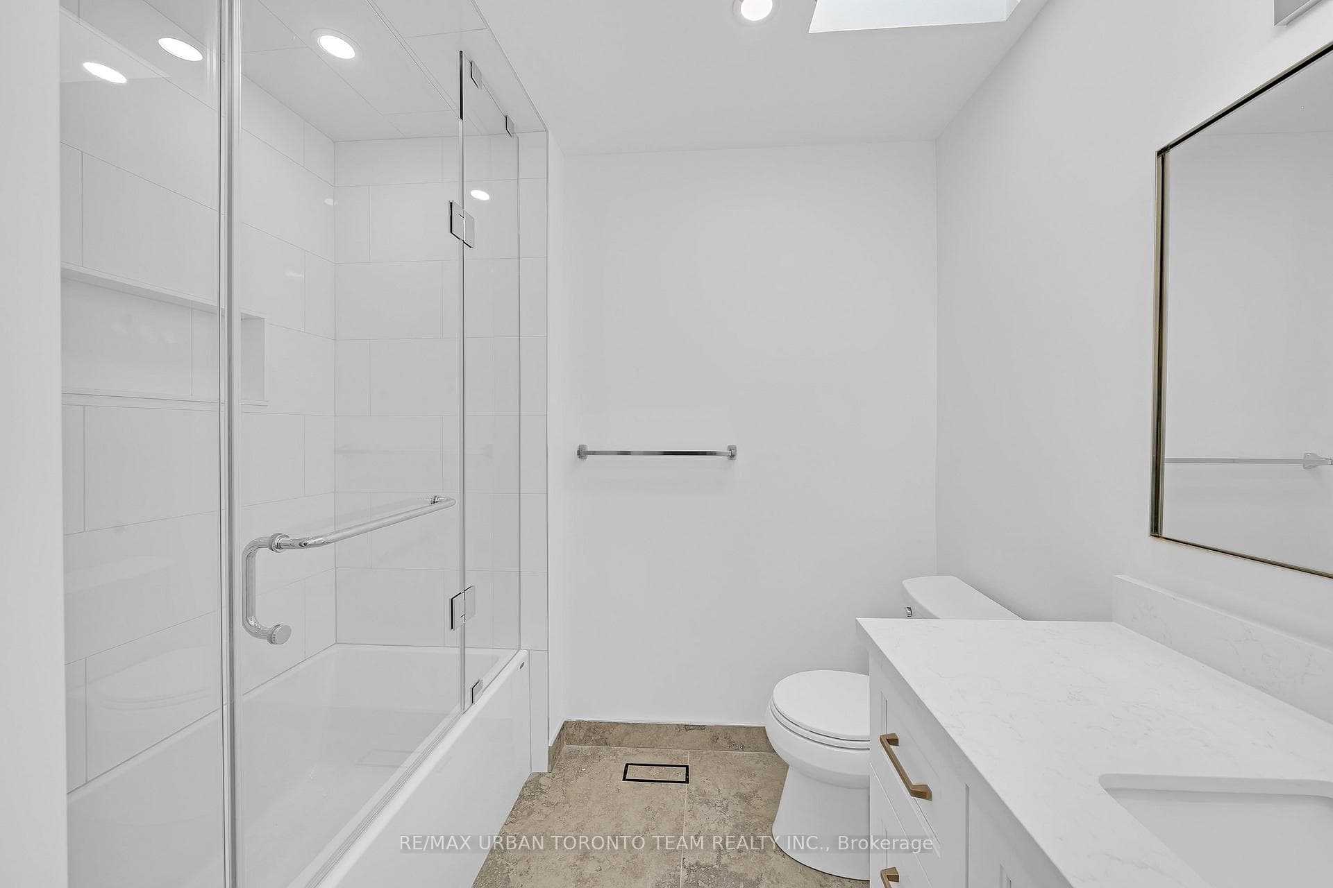 5 Wascana Avenue photo 36
