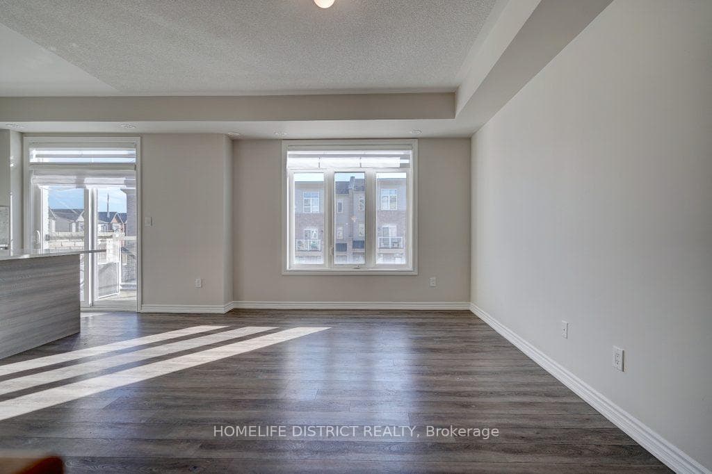 1802 REX HEATH Drive Unit 94 photo 7