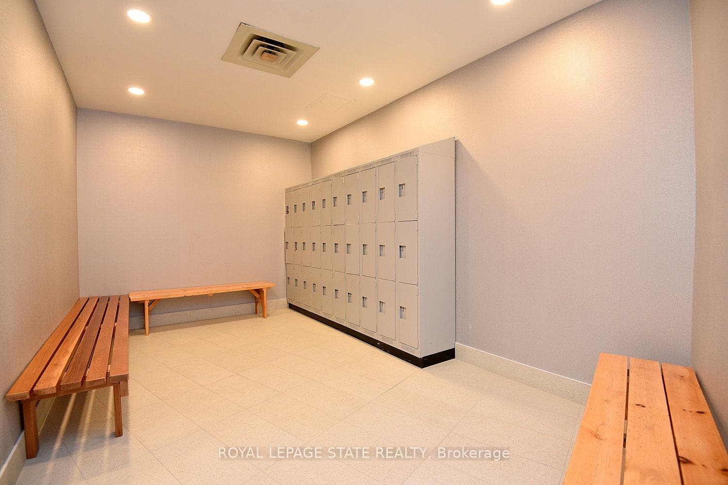 25 The Esplanade N/A Unit 519 photo 36