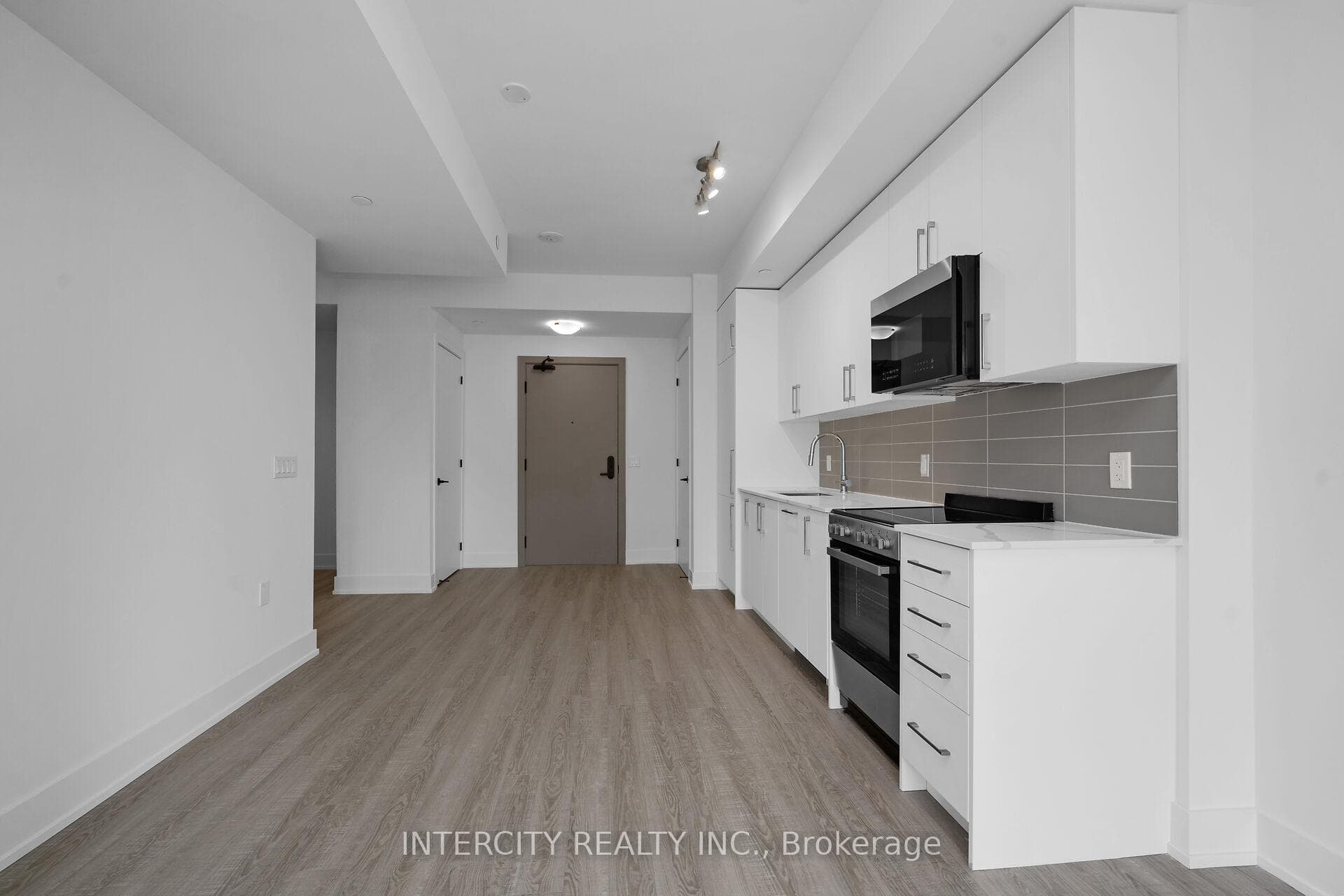 2075 King Road Unit 230 photo 16