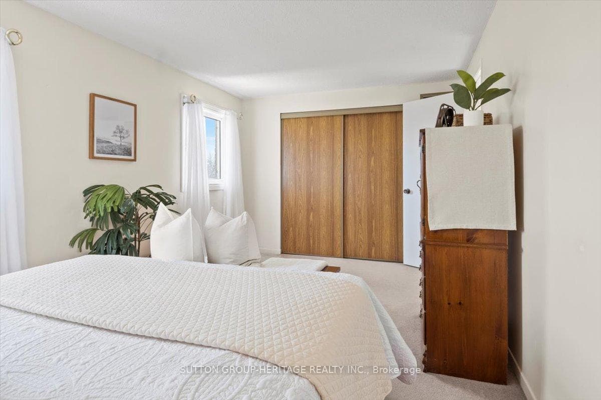 36 Fisher Crescent photo 20