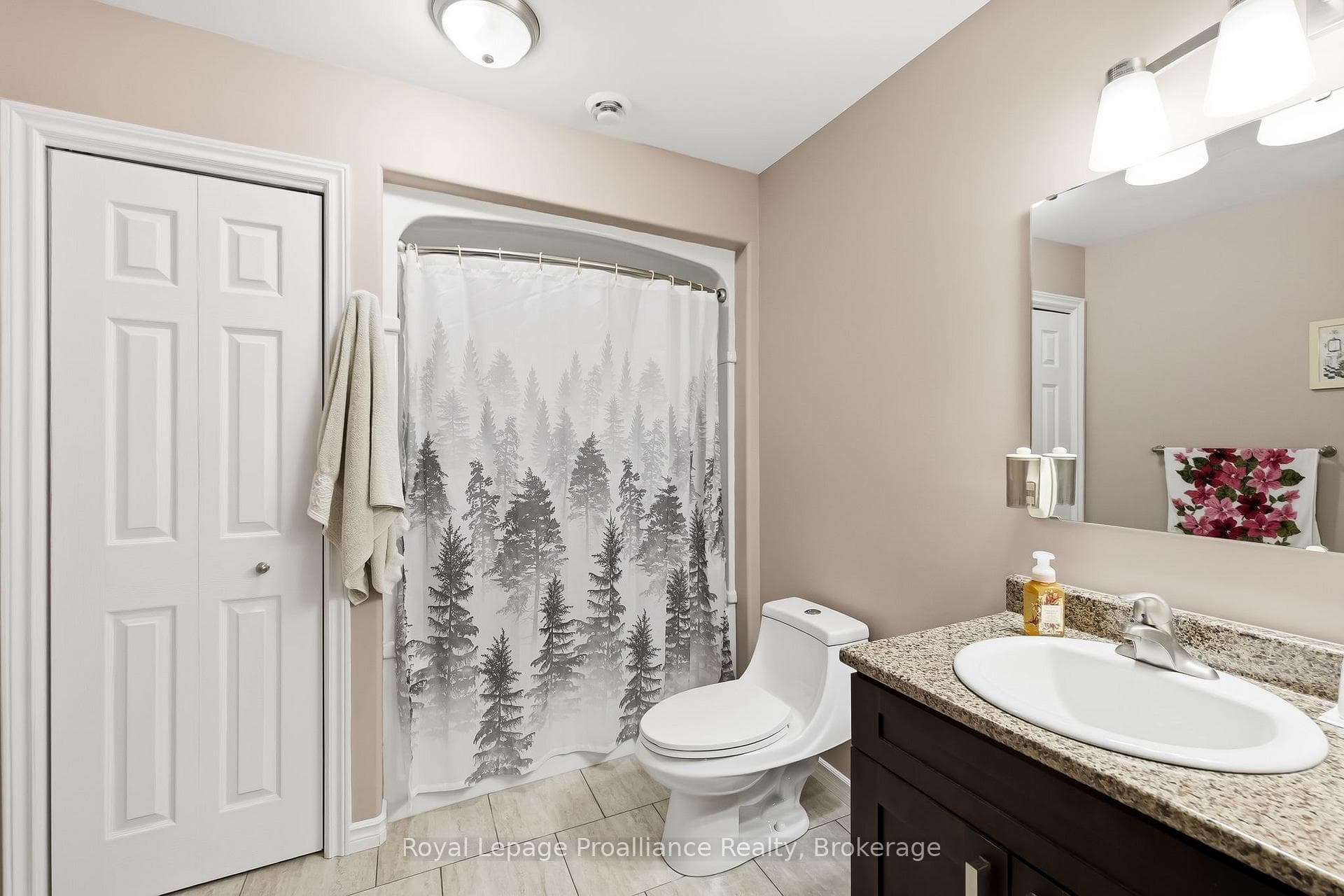 23 Fox Den Drive photo 20