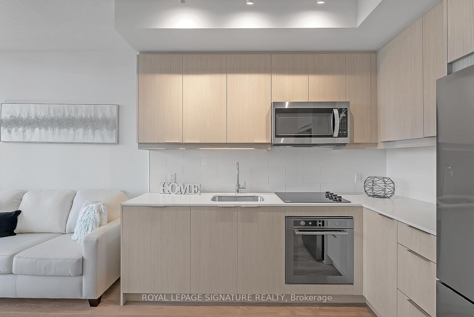 36 Forest Manor Road Unit 722 photo 5