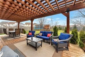 561 Avignon Place photo 19