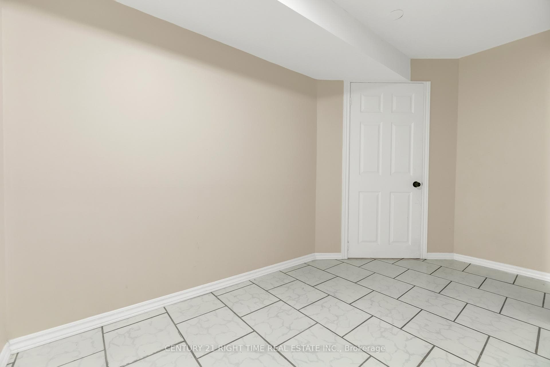32 Elmpark Court photo 38