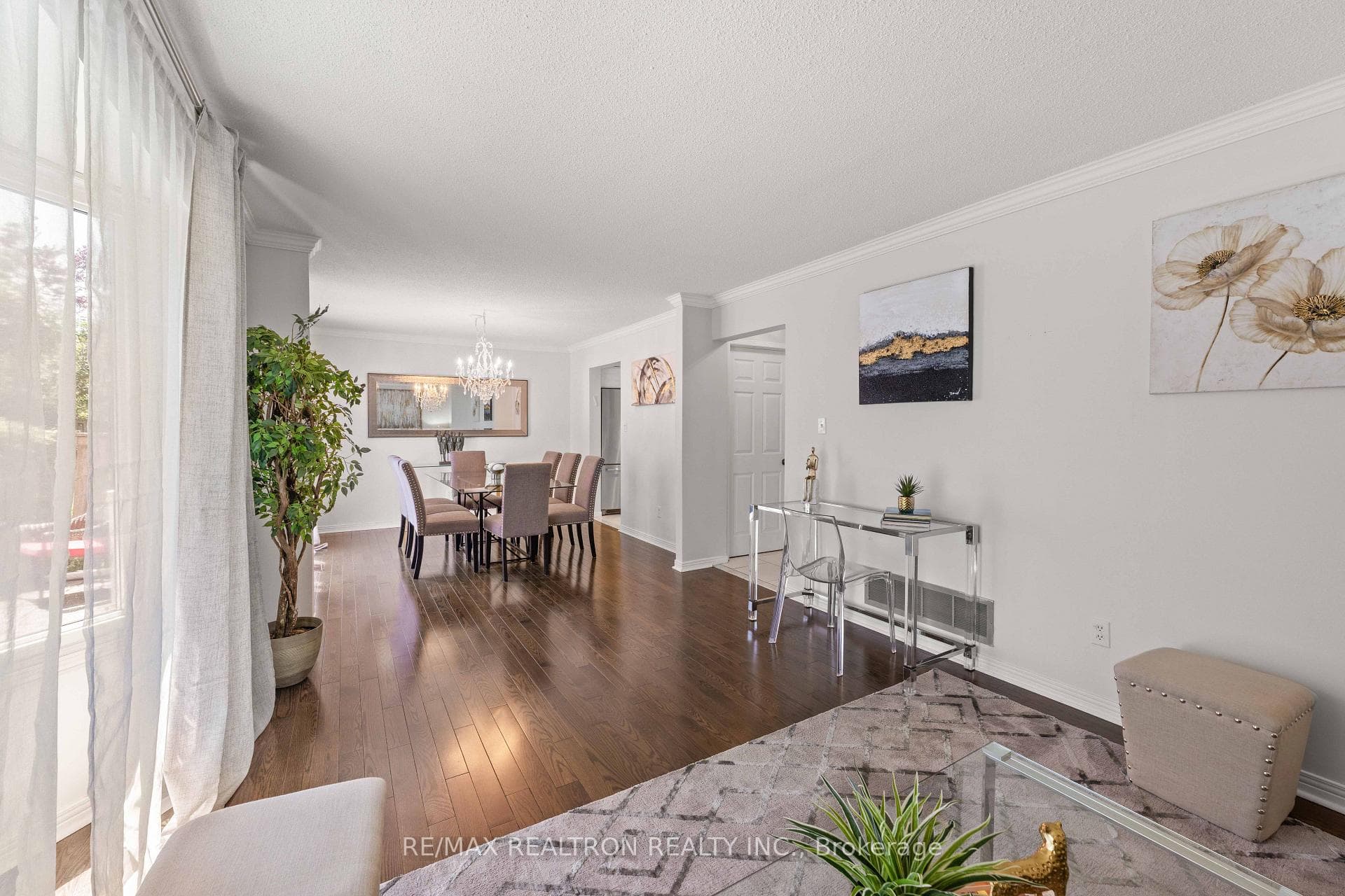 143 Spring Gate Boulevard photo 21