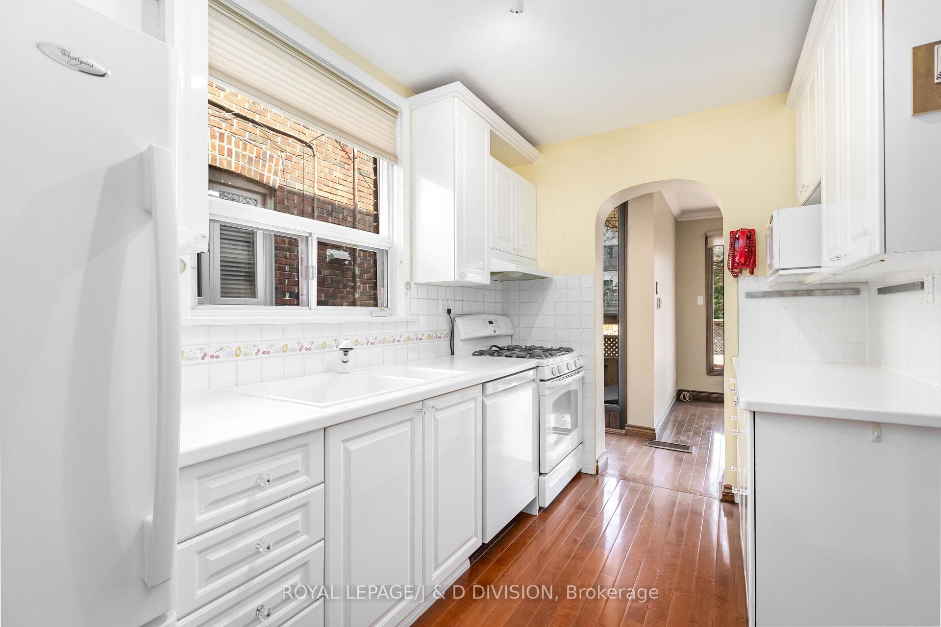 53 Heddington Avenue photo 11