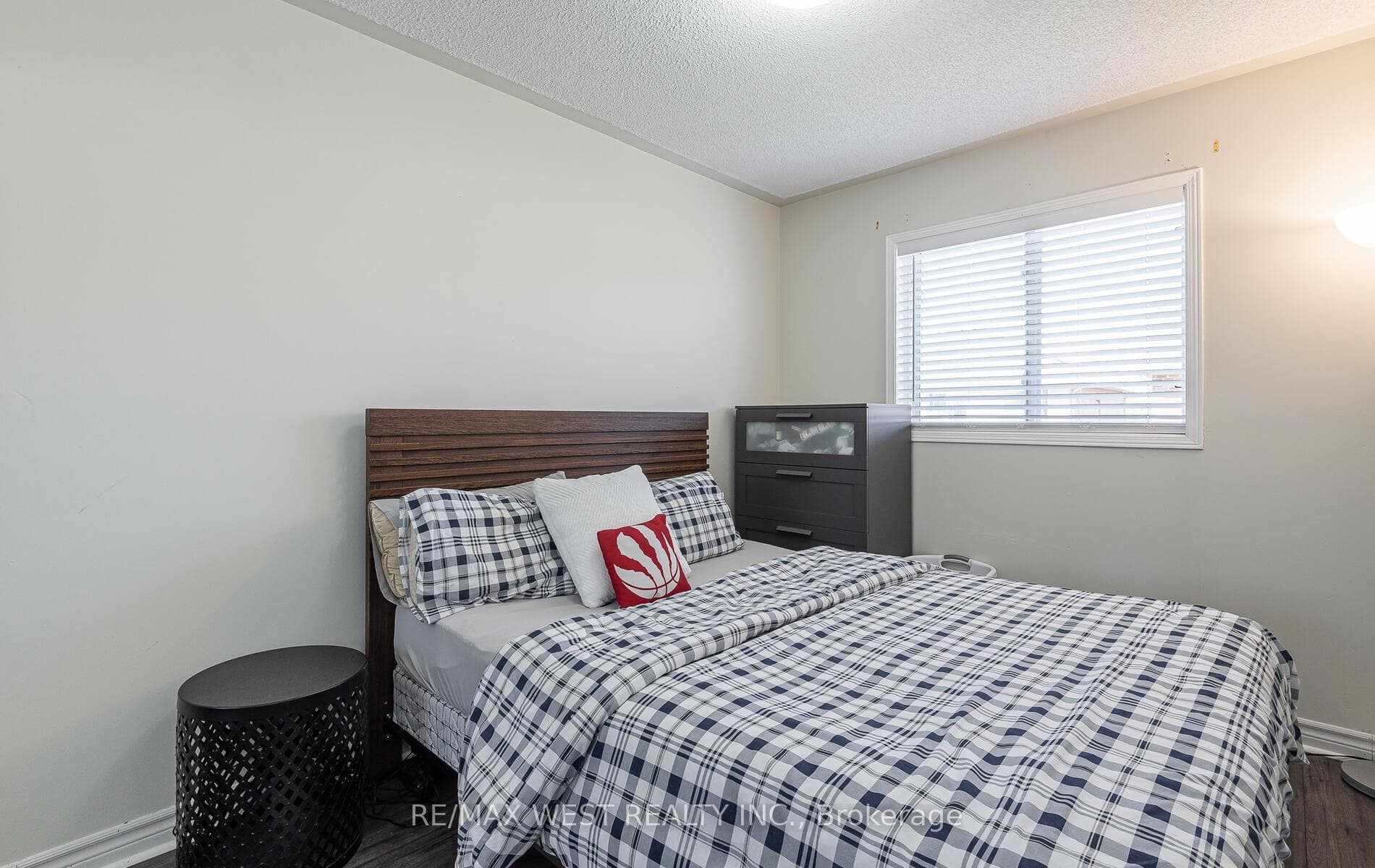 100 Lake Louise Drive photo 28