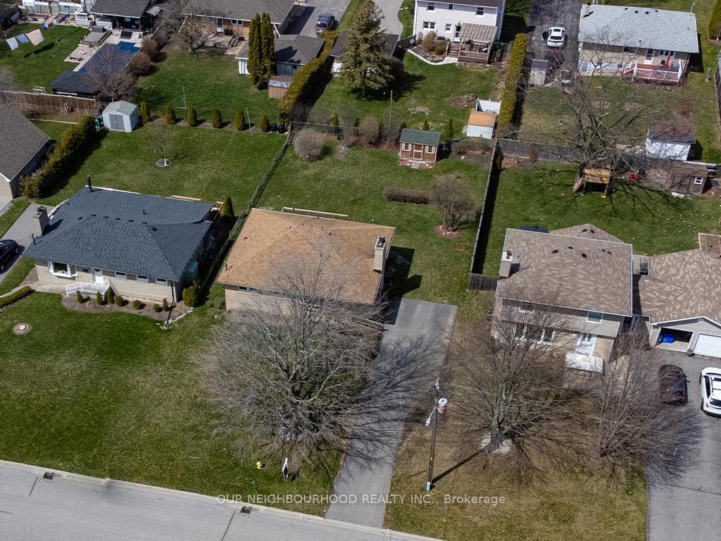 508 Lawlor Avenue photo 2
