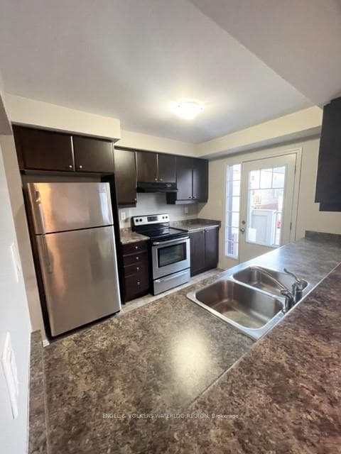 763 Challinor Terrace photo 6