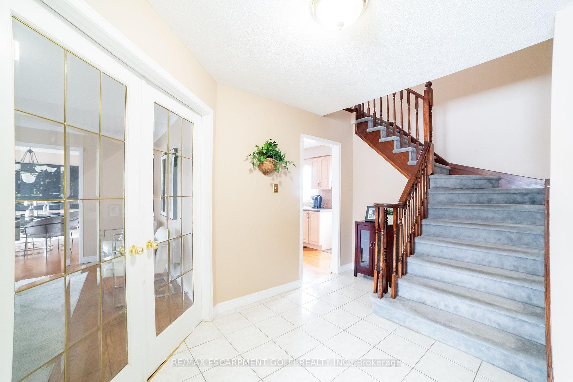 176 Stagecoach Drive photo 5