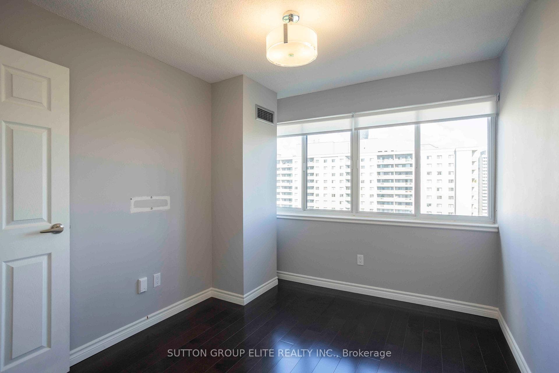 50 Elm Drive Unit 1704 photo 25
