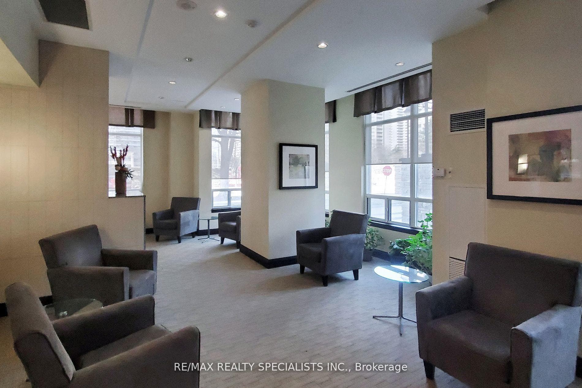 3504 Hurontario Street Unit 307 photo 18
