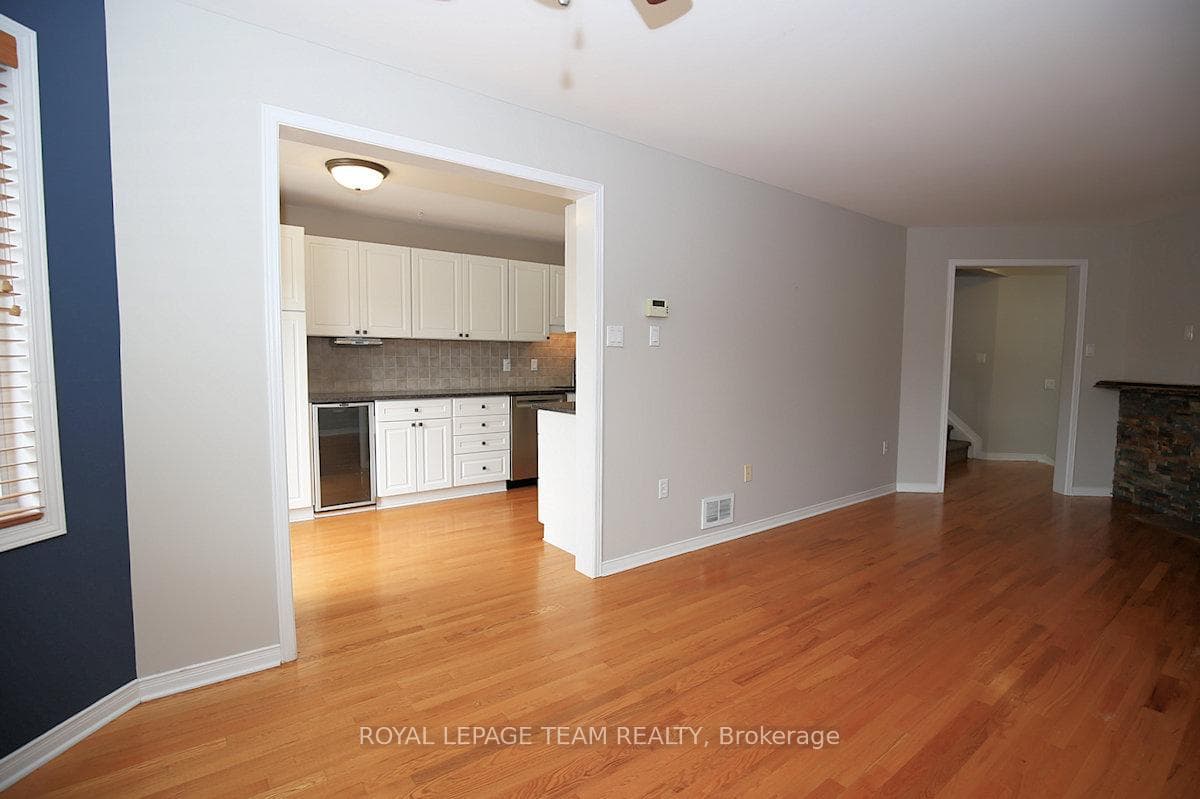 119 Blackdome Crescent photo 14