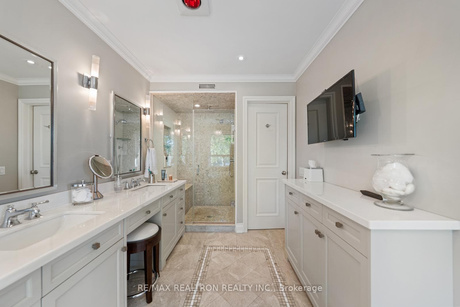 25 Cedar Springs Grove photo 26