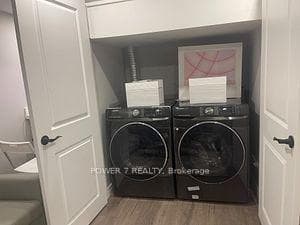 23 Donald Buttress Boulevard Unit Lower photo 9