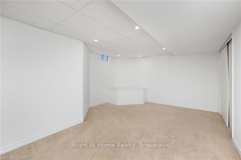 1005 MCNEIL Drive photo 35