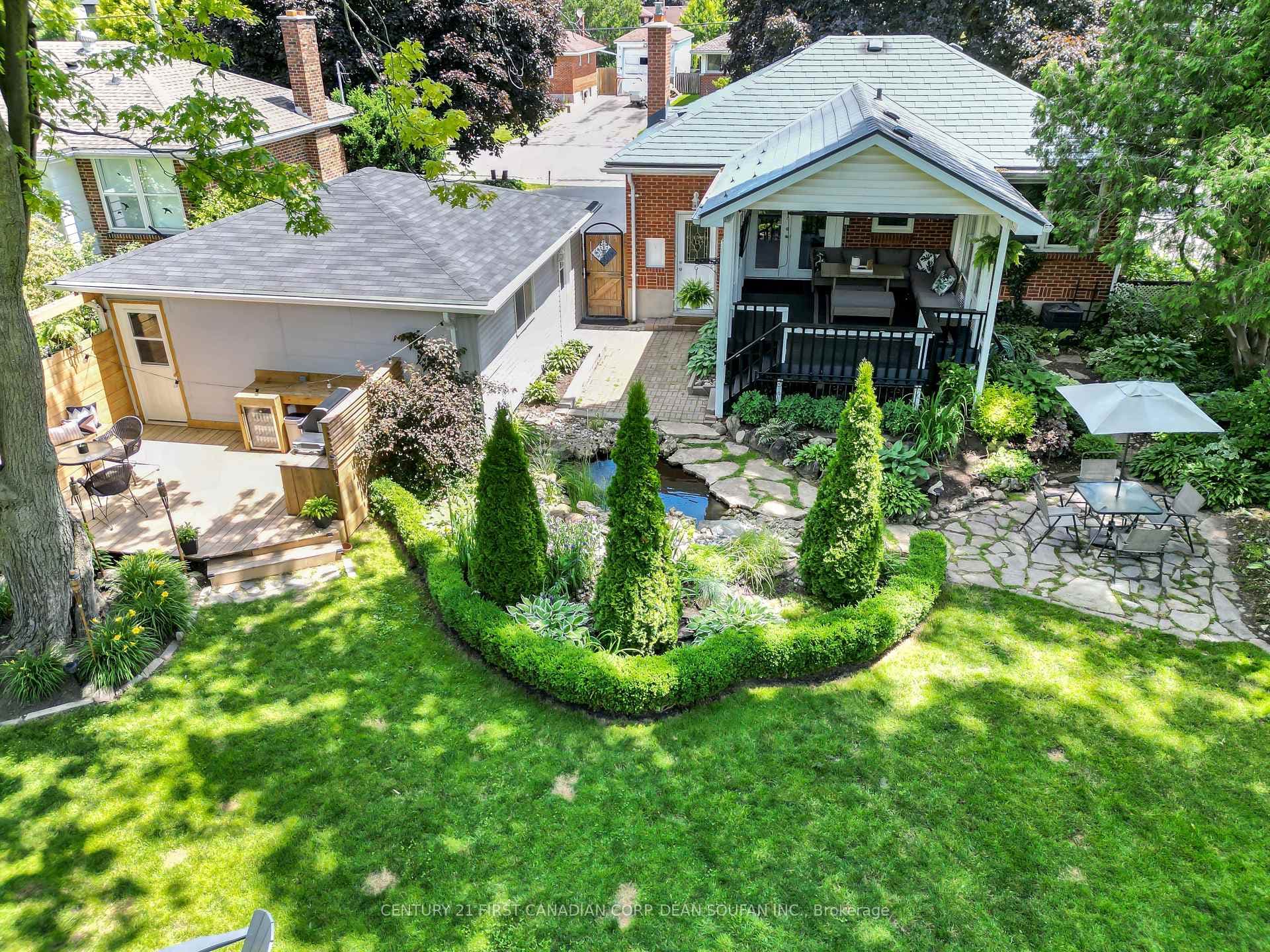 283 Belfield Street photo 39