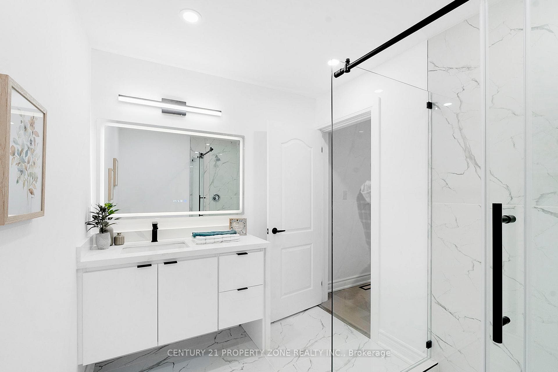 77 BELMONT Drive Unit UPPER photo 24