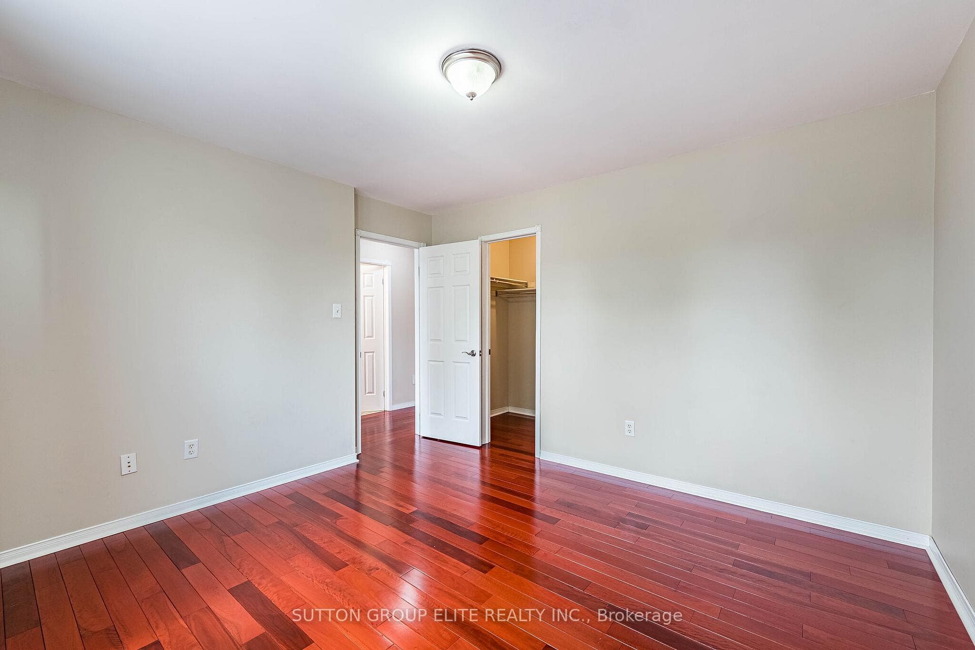 69 Legend Lane photo 32