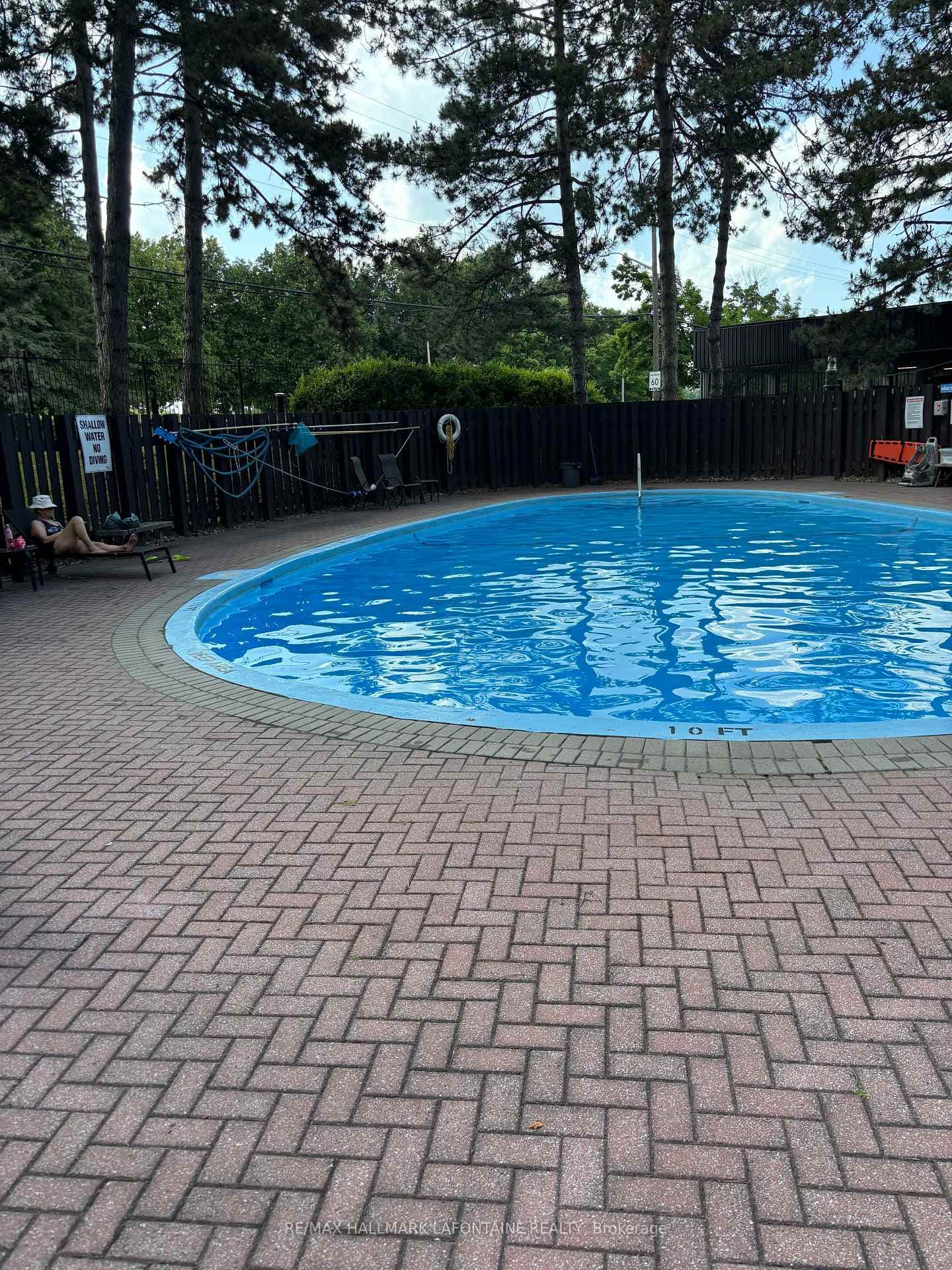 2951 Riverside Drive Unit 905 photo 19
