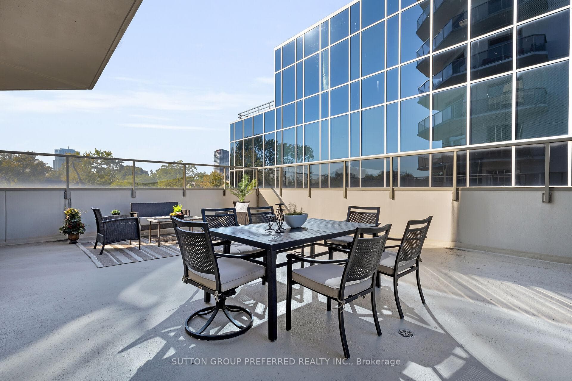 250 Pall Mall Street Unit 406 photo 24