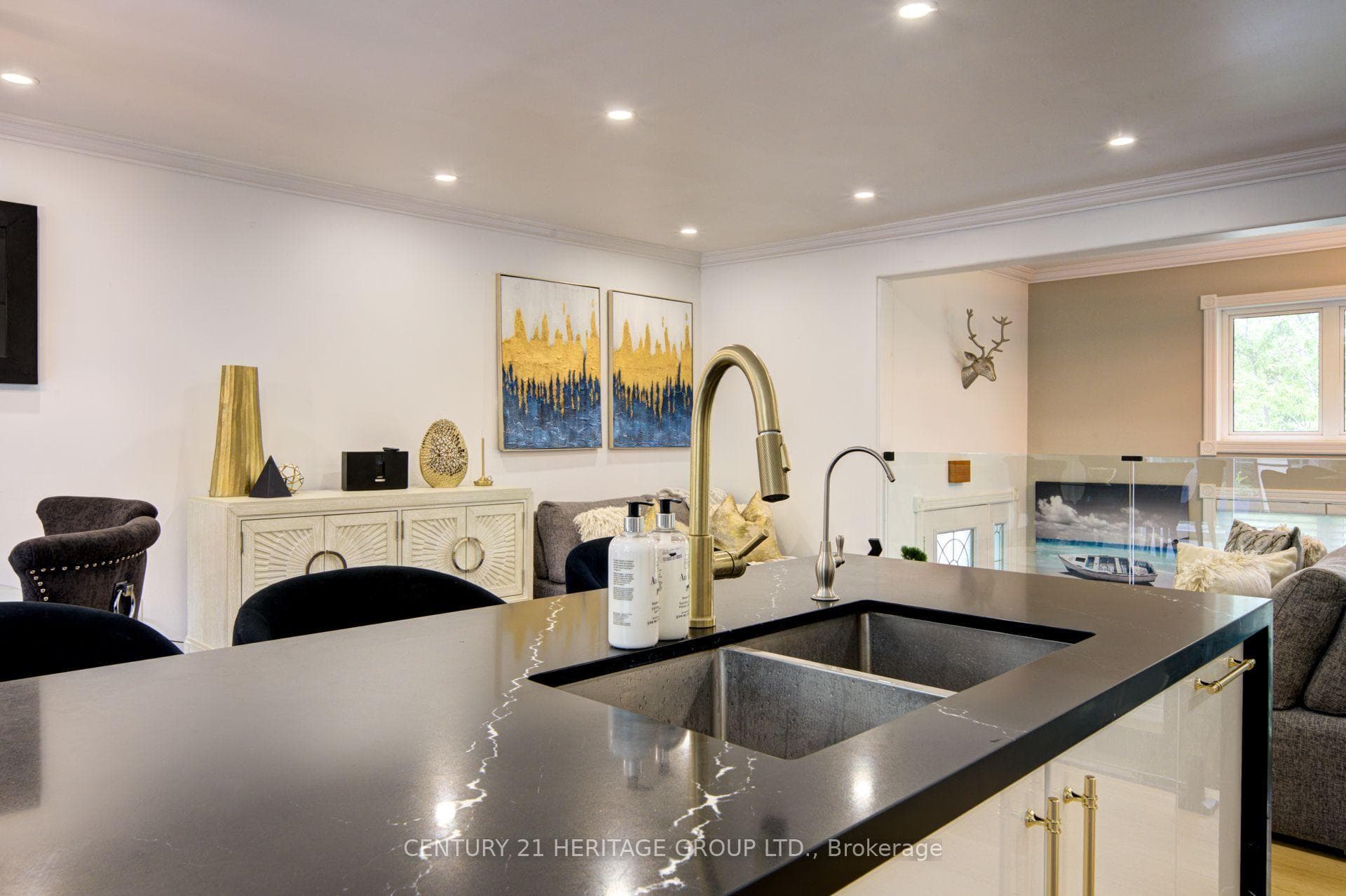 1151 Birch Road photo 10
