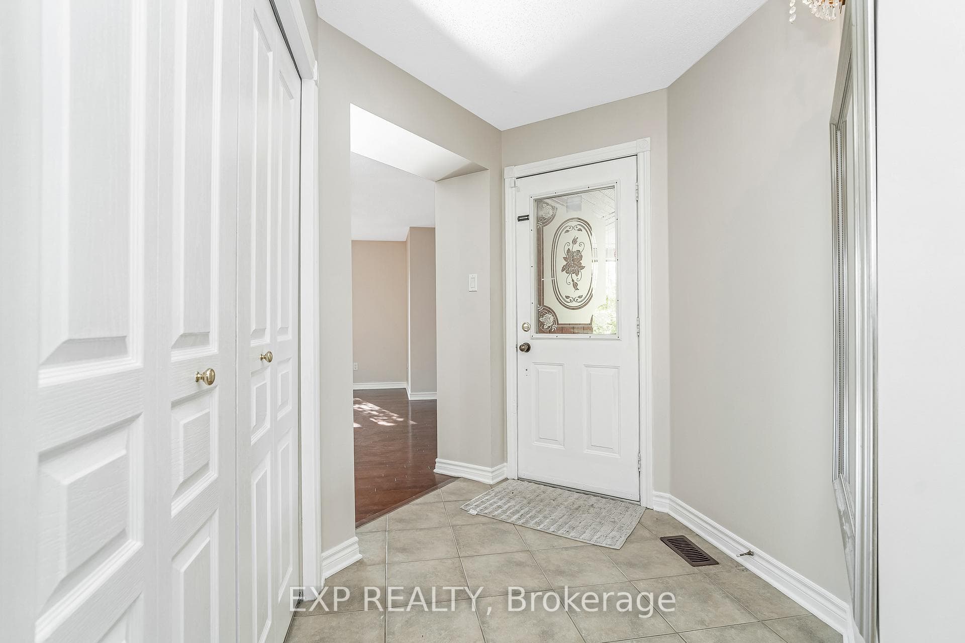 20 Edenvale Drive Unit 5 photo 2