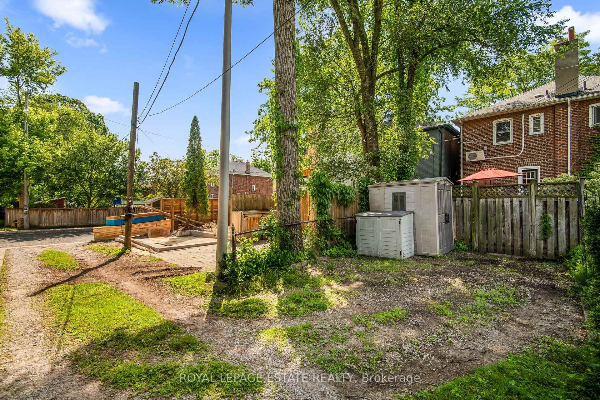 512 Soudan Avenue photo 34