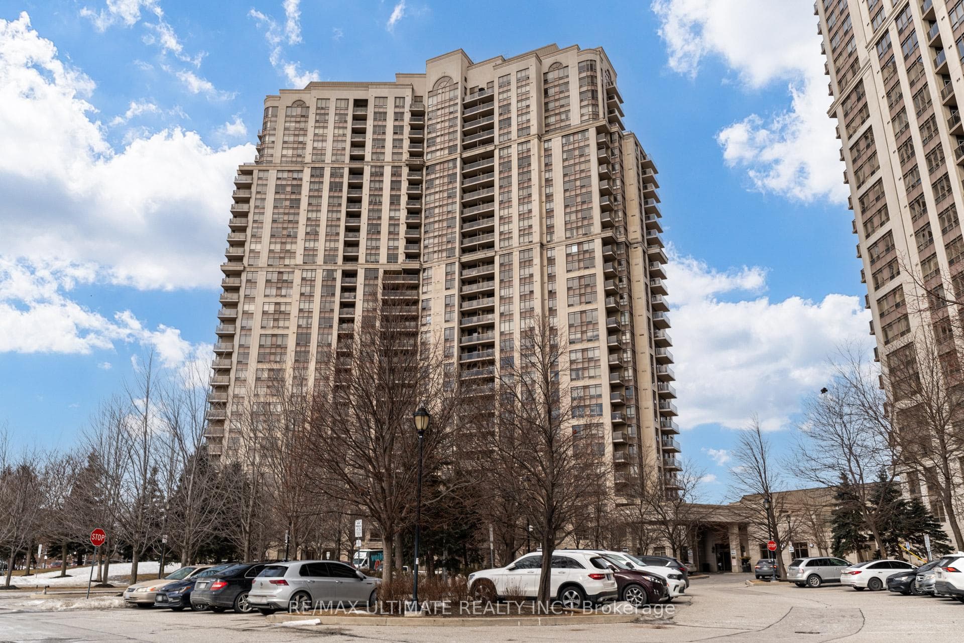 710 Humberwood Boulevard Unit 2202 photo 3