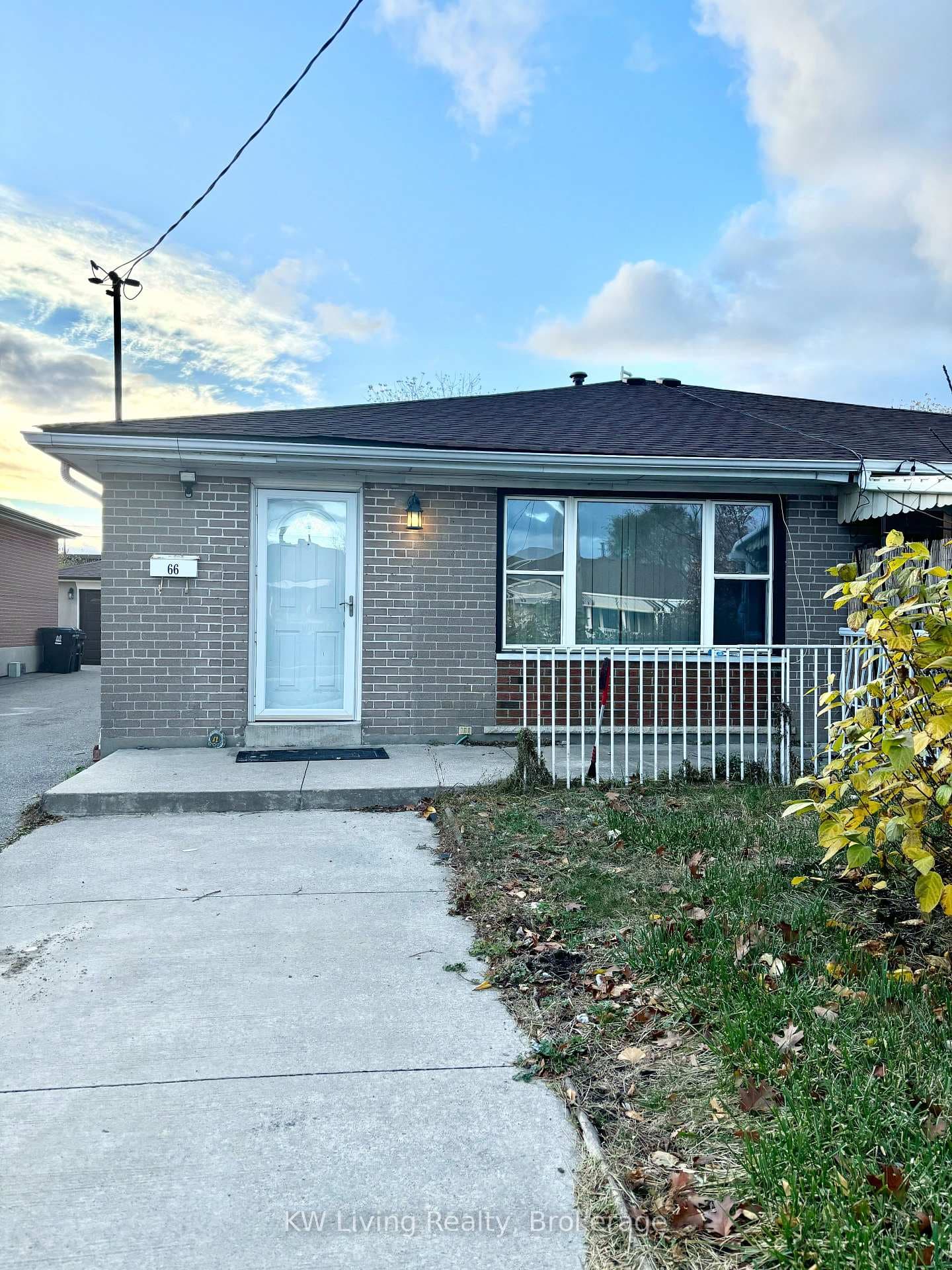 66 Ruthmar Crescent photo 1