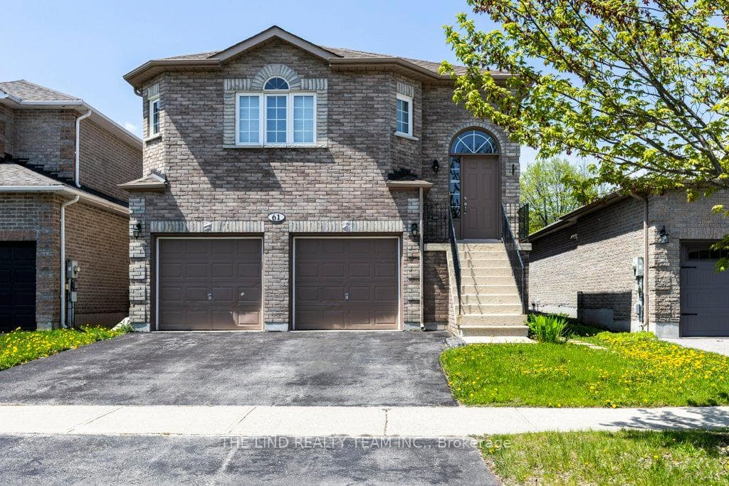 61 Mcintyre Drive photo 1