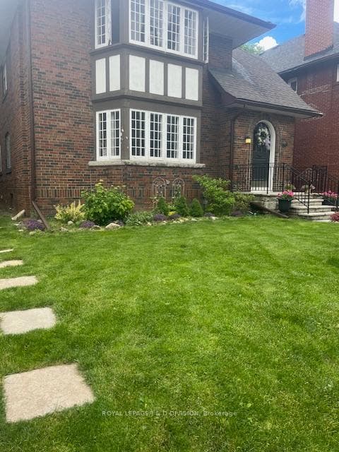 91 Oriole Parkway Unit MAIN photo 3