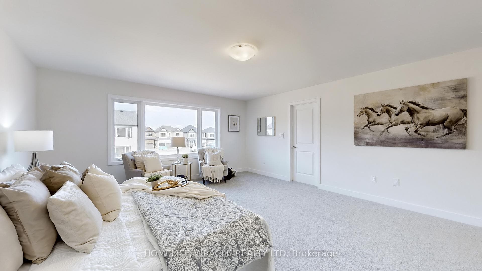 261 Flavelle Way photo 25