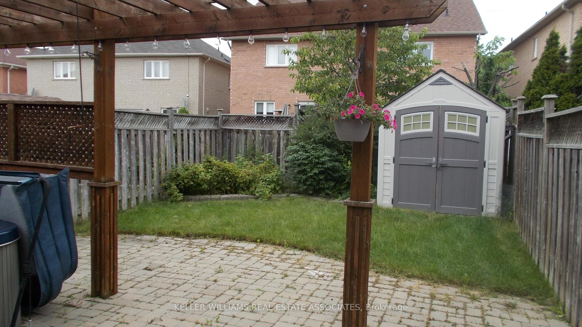 913 Tambourine Terrace photo 16