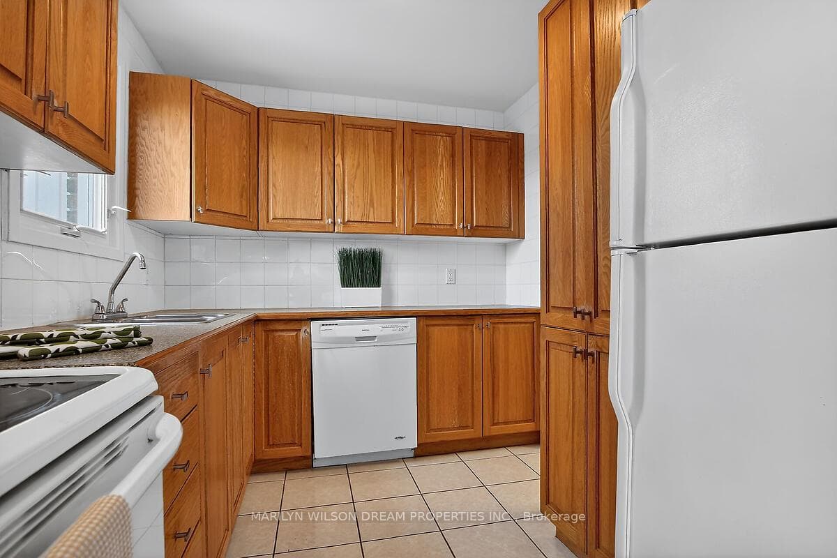 1377 Cahill Drive photo 8