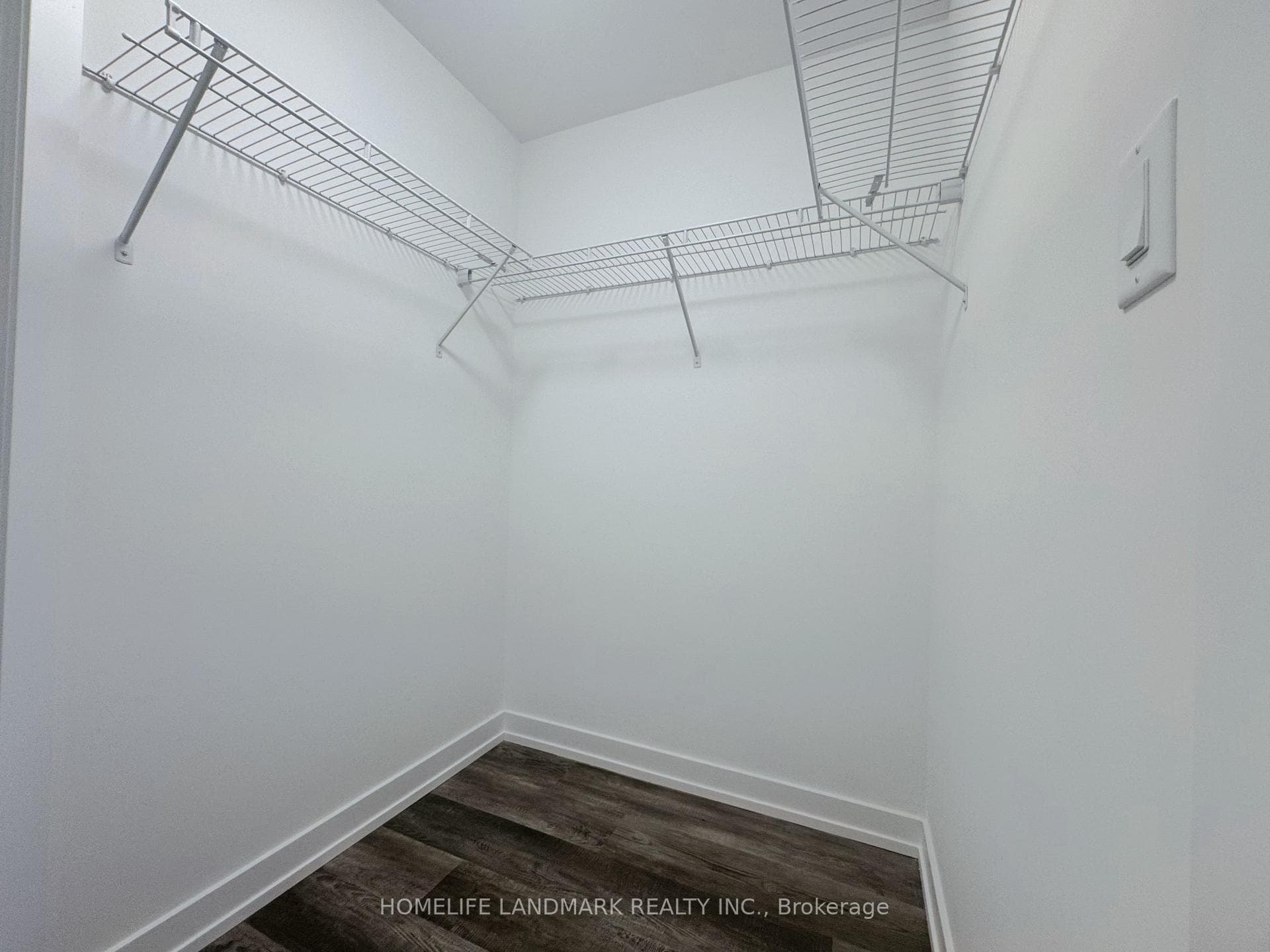 5 Bancroft Lane Unit 307 photo 14