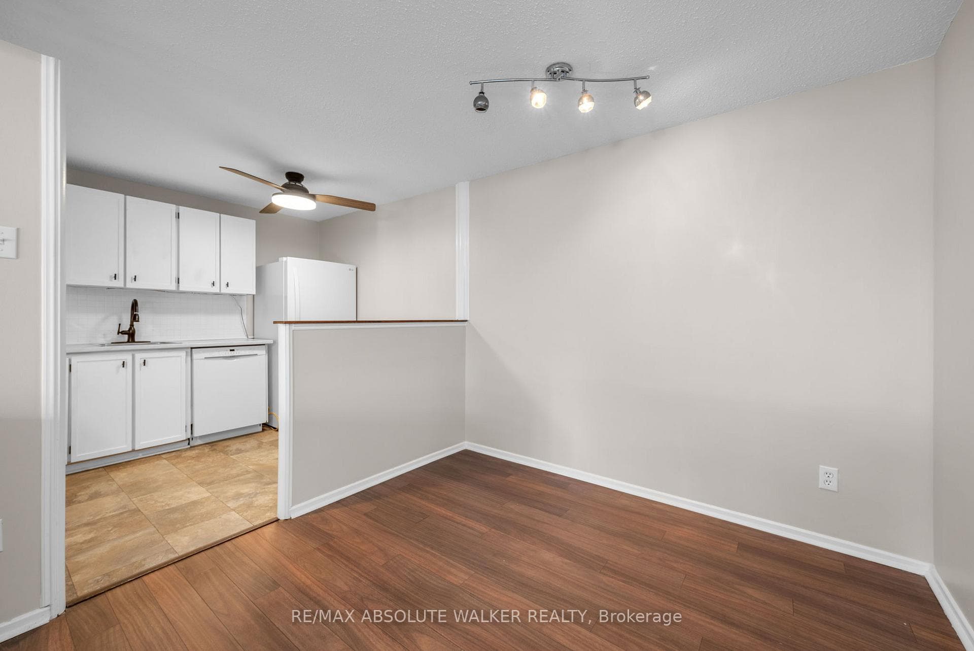 1599 Lassiter Terrace Unit 318 photo 8