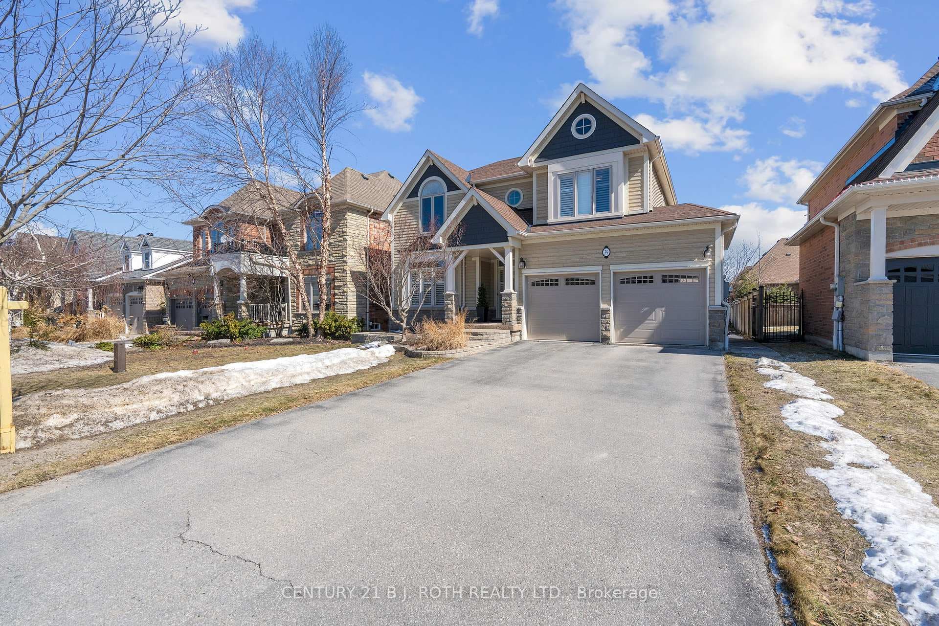 39 Turner Drive photo 1