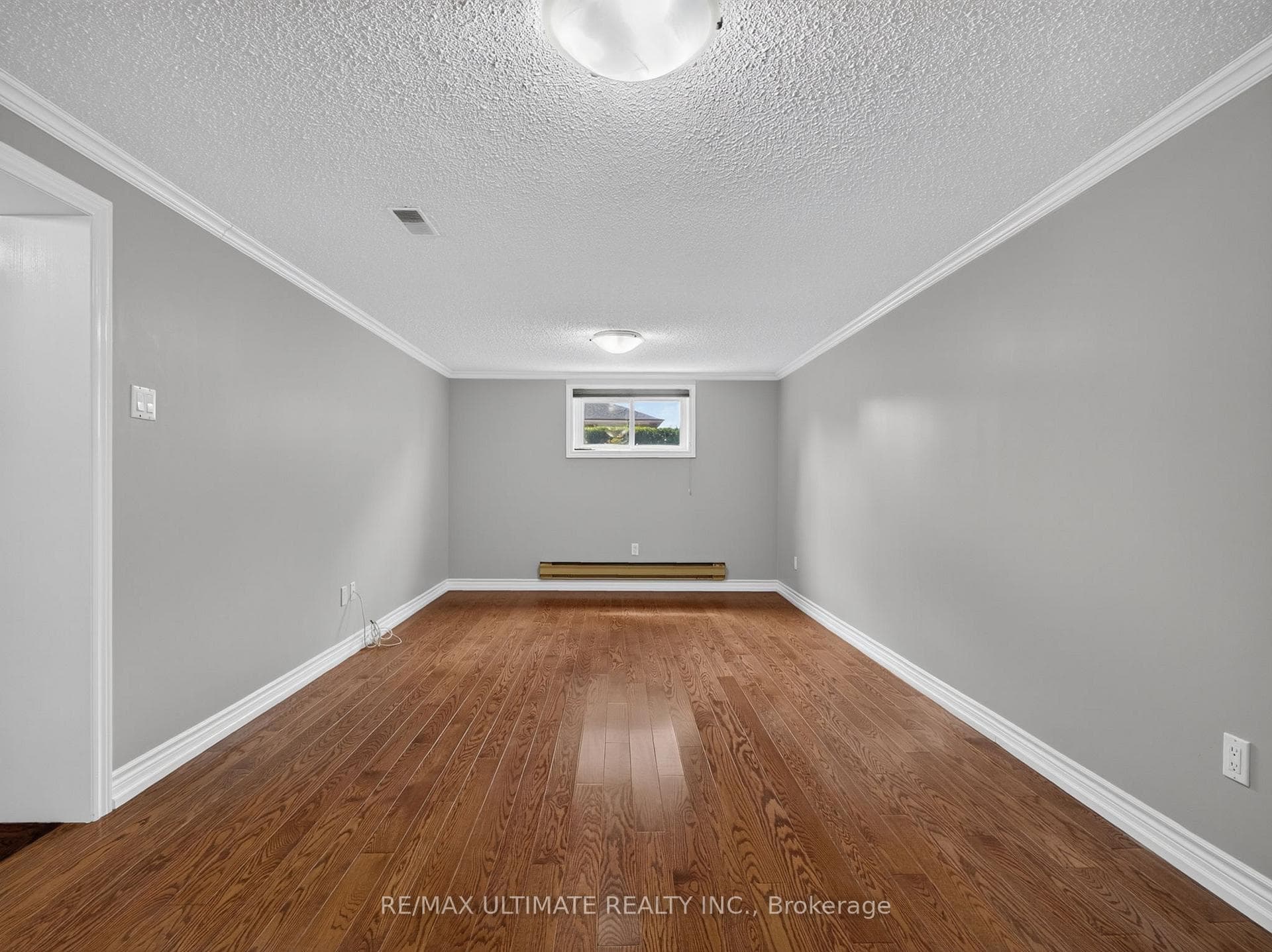 20 Wye Valley Road Unit Basement photo 21