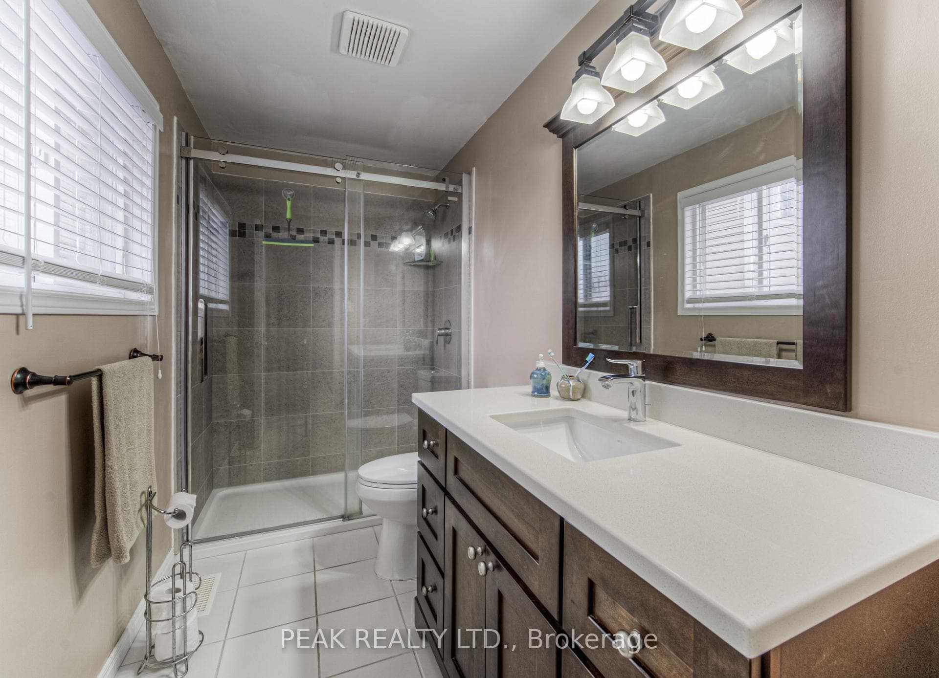 Primary ensuite.
